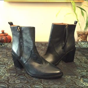 Navy blue ankle boots